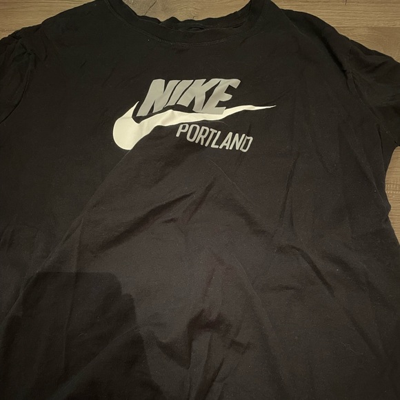 nike shirt - Picture 1 of 2